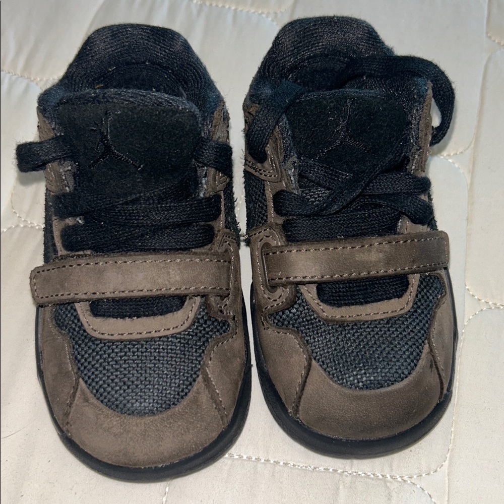 Jordan Black and Tan Sneakers Cactus Jack